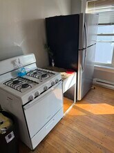 84 Florence St, Unit 2 in Worcester, MA - Foto de edificio - Building Photo