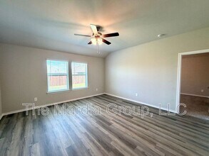 8516 Dunnstown Dr in Fort Worth, TX - Building Photo - Building Photo