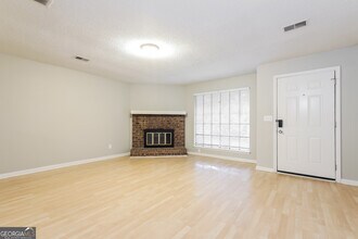 661 Overlook Ct in Jonesboro, GA - Building Photo - Building Photo