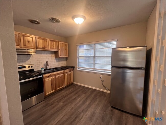 200 Olsens Acres in Wimberley, TX - Building Photo - Building Photo