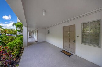 2850 N Palm Aire Dr in Pompano Beach, FL - Building Photo - Building Photo