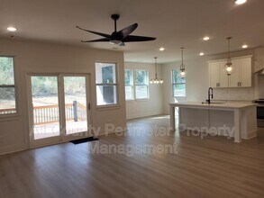 4401 Sims Rd in Ellenwood, GA - Building Photo - Building Photo