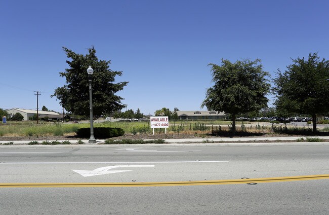 Downtown Marketplace in Murrieta, CA - Building Photo - Building Photo