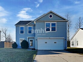 690 Runnymede Ct in Greenfield, IN - Building Photo