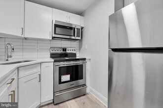 1322 15th St NW-Unit -B2 in Washington, DC - Building Photo - Building Photo