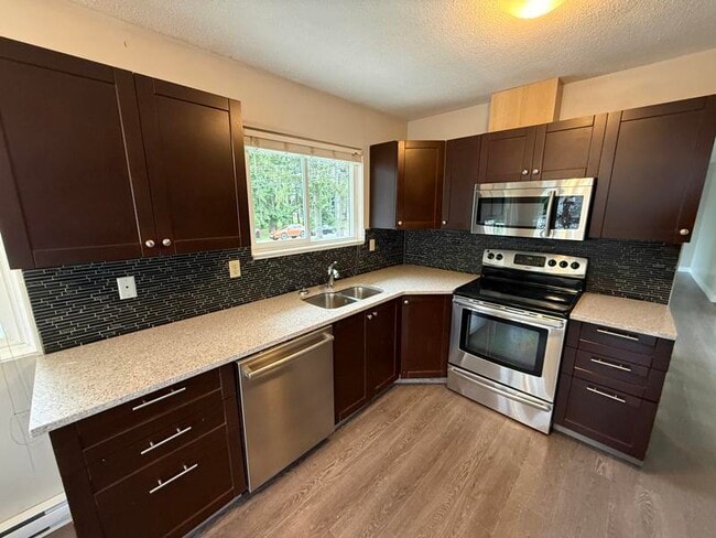 property at 3677 Country Club Dr