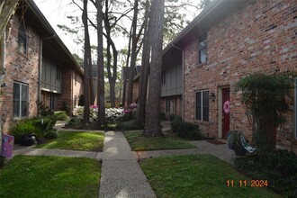 515 Tallowood Rd in Houston, TX - Building Photo - Building Photo