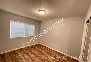 1595 3rd Ave-Unit -D in Walnut Creek, CA - Building Photo - Building Photo