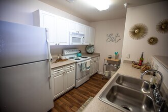 The Reflections of West Creek in Richmond, VA - Building Photo - Building Photo