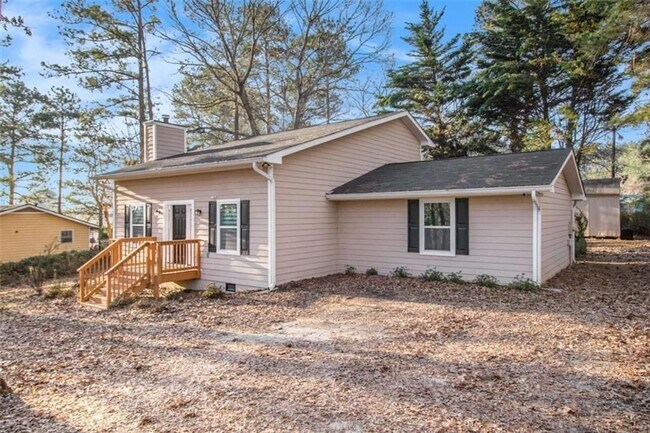 170 Charlotte Blvd in Stockbridge, GA - Building Photo - Building Photo