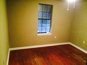 54 Oakland St in Harahan, LA - Building Photo - Building Photo