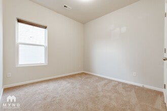 7312 Amberly Hills Rd in Charlotte, NC - Building Photo - Building Photo