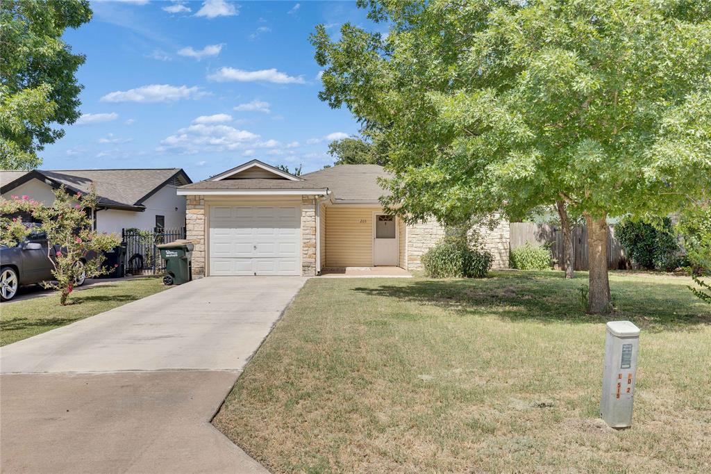 205 Carol Ct in Georgetown, TX - Building Photo