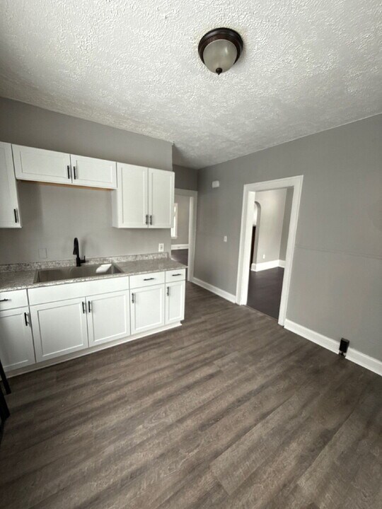4252 E 124th St in Cleveland, OH - Building Photo