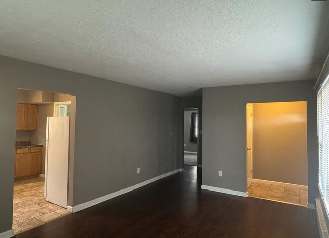 374 N Levasseur Ave in Bourbonnais, IL - Foto de edificio - Building Photo