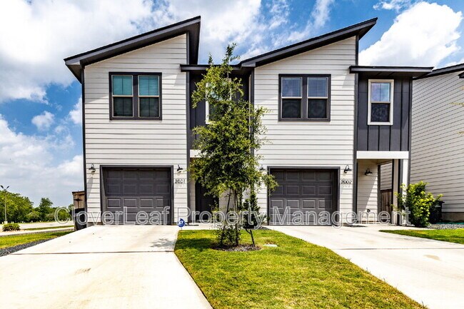 3362 Northwestern Dr in San Antonio, TX - Building Photo - Building Photo