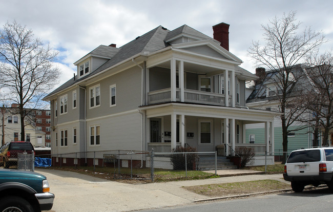 286-288 Pine St in Holyoke, MA - Foto de edificio - Building Photo