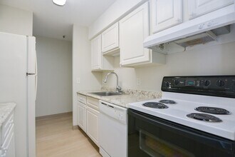 95 Audubon Rd, Unit 603 in Wakefield, MA - Building Photo - Building Photo