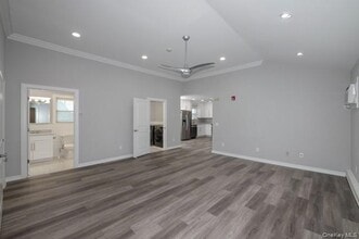 183 N Wellwood Ave in Lindenhurst, NY - Building Photo - Building Photo