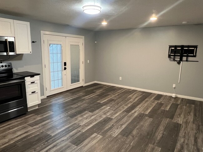 4368 W Welby Hills Dr in West Jordan, UT - Foto de edificio - Building Photo