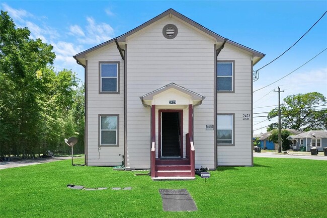 2423 Lucas St photo'