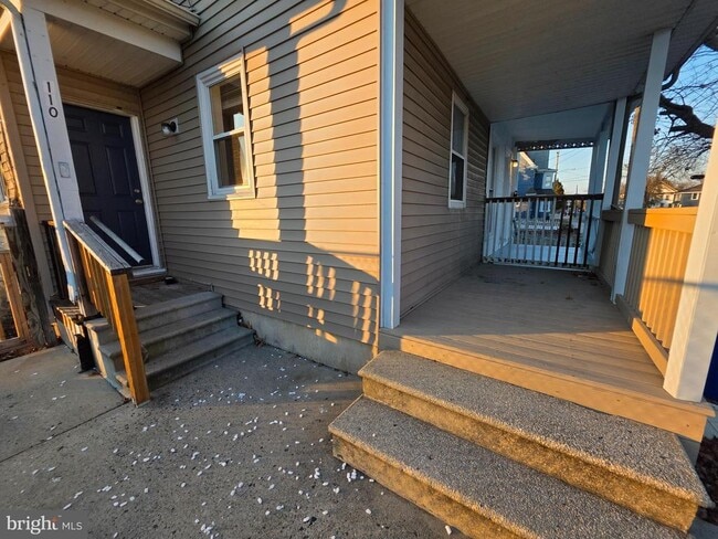 110 N 4th St. in Millville, NJ - Foto de edificio - Building Photo