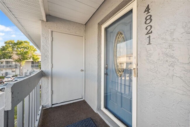 4821 W McElroy Ave in Tampa, FL - Building Photo - Building Photo