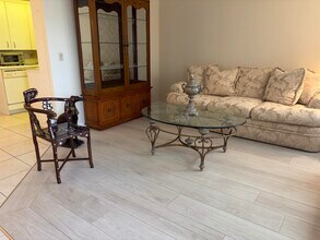 4049 Cornwall C in Boca Raton, FL - Building Photo - Building Photo