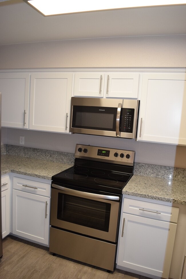 7979 Mission Center Ct, Unit D in San Diego, CA - Building Photo - Building Photo