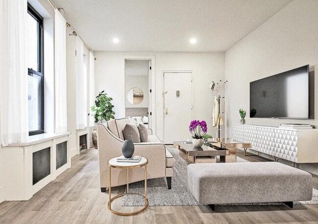 2785 Broadway in New York, NY - Building Photo - Building Photo