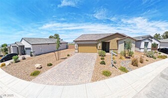 4096 E Cactus Cyn Dr in Pahrump, NV - Building Photo