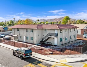 5748 Tilton Ave in Jurupa Valley, CA - Building Photo - Primary Photo