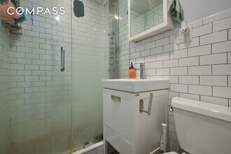 175 E 105th St in New York, NY - Building Photo - Building Photo