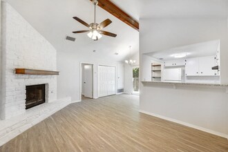 1802 Rawhide Dr in Round Rock, TX - Building Photo - Building Photo