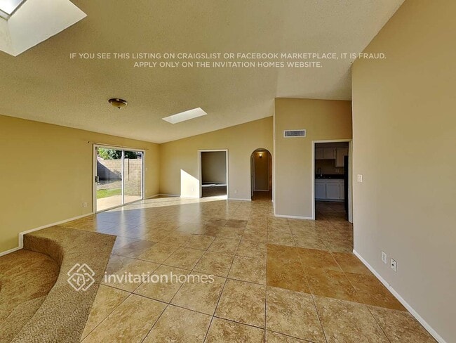 5319 W Vogel Ave in Glendale, AZ - Building Photo - Building Photo