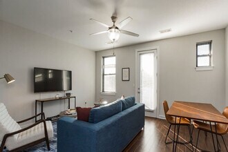 1016 18th Ave S in Nashville, TN - Building Photo - Building Photo