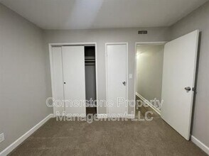 2506 Redbud Ln in Lawrence, KS - Building Photo - Building Photo