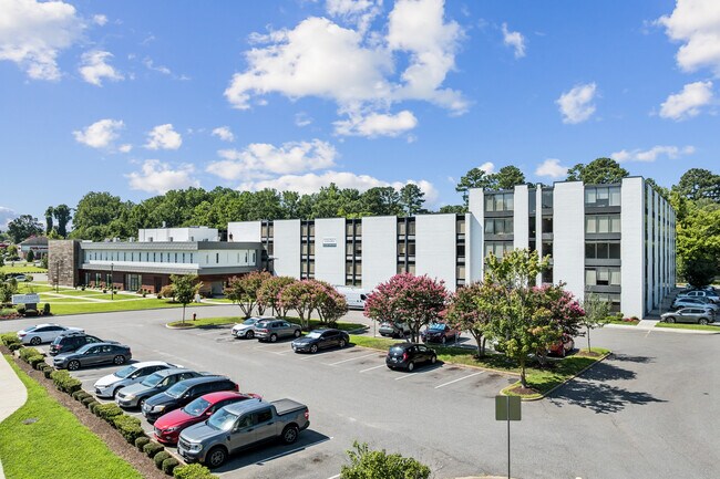 The James On Merrimac