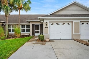 26922 White Plains Way in Leesburg, FL - Building Photo
