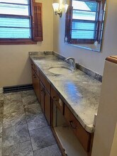 400 7th Ave SE, Unit A in Waseca, MN - Foto de edificio - Building Photo