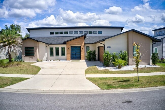 property at 861 SW 120th Dr