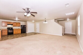 114 Whitestone Dr NE in Huntsville, AL - Building Photo - Building Photo