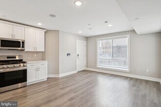 1309 S 52nd St in Philadelphia, PA - Building Photo - Building Photo