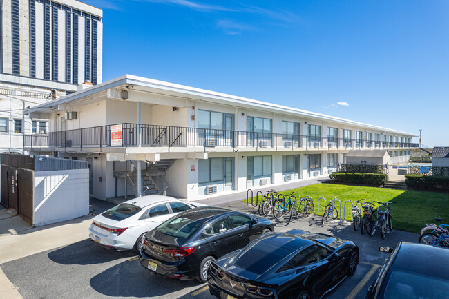 Seashore Club Condominiums in Atlantic City, NJ - Building Photo - Building Photo