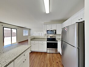 11319 W Mariposa Dr in Phoenix, AZ - Building Photo - Building Photo