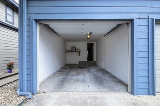 93Twenty Apartments in Tulsa, OK - Foto de edificio - Building Photo