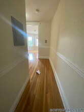 5 Walbridge St in Boston, MA - Foto de edificio - Building Photo
