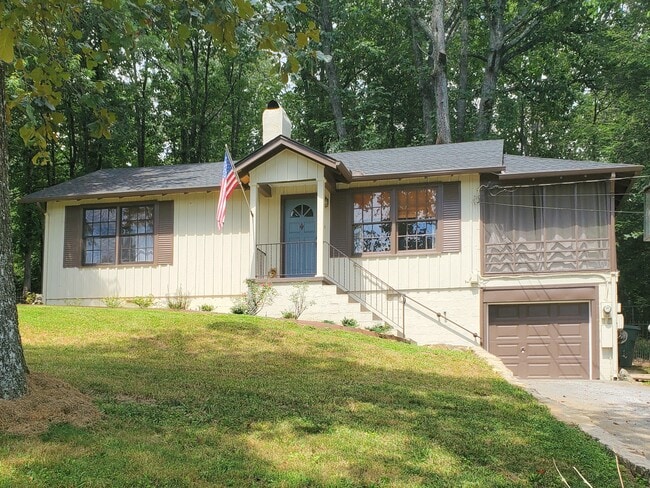 property at 829 Texas Ave