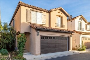 14476 Arbor Ln in Hawthorne, CA - Building Photo