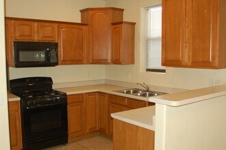 1517 E Helen Way in Flagstaff, AZ - Building Photo - Building Photo